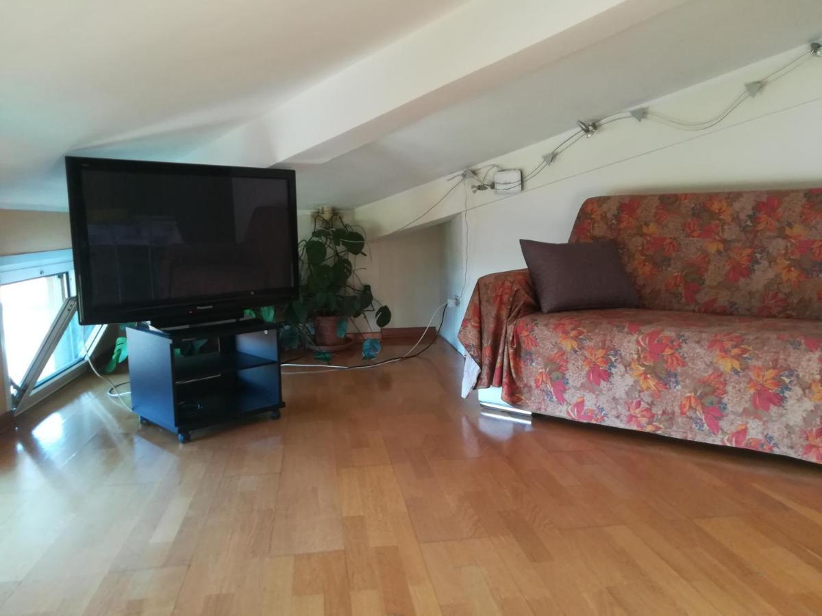 Mansarda Raggio Di Sole Panzió Verona Kültér fotó