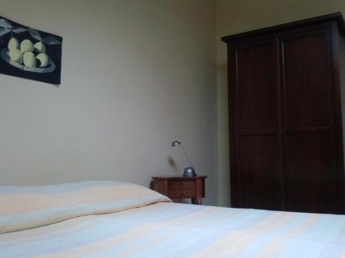 Mansarda Raggio Di Sole Panzió Verona Szoba fotó